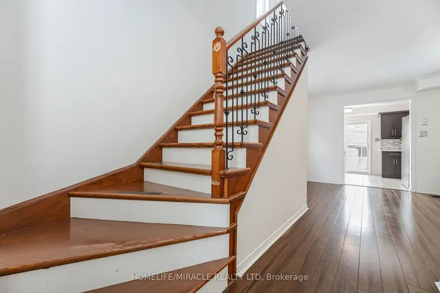 Additional image 16 of 21 Roadmaster Lane