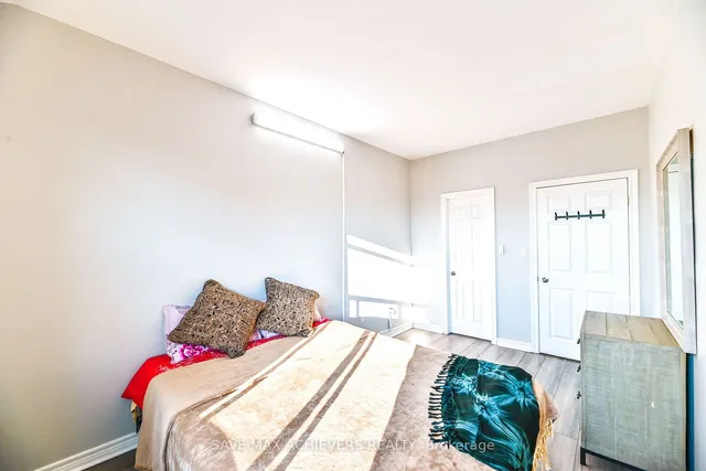Additional image 19 of 1 Leaside Park Dr Unit 305
