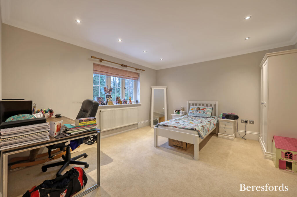 Additional image 23 of Worrin Place, Shenfield, CM15