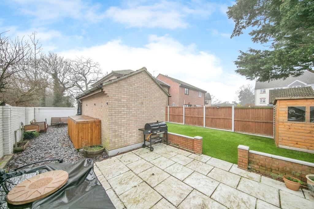 Additional image 16 of California Close, Colchester