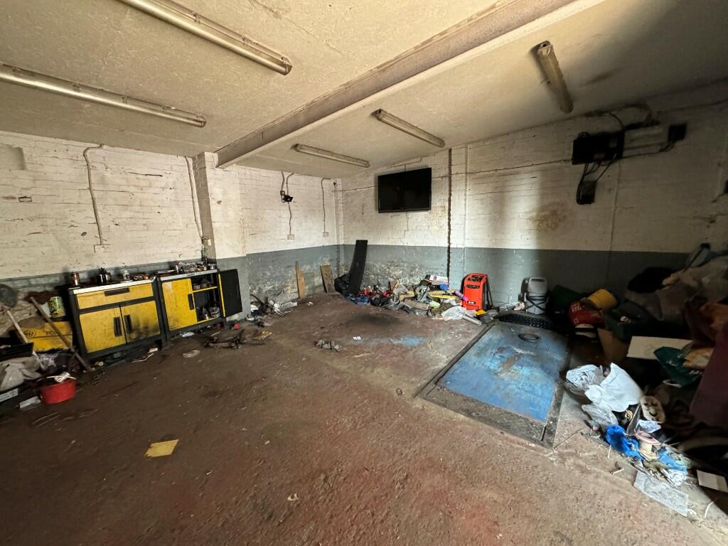 Additional image 4 of Avon Path, Croydon, London, CR2