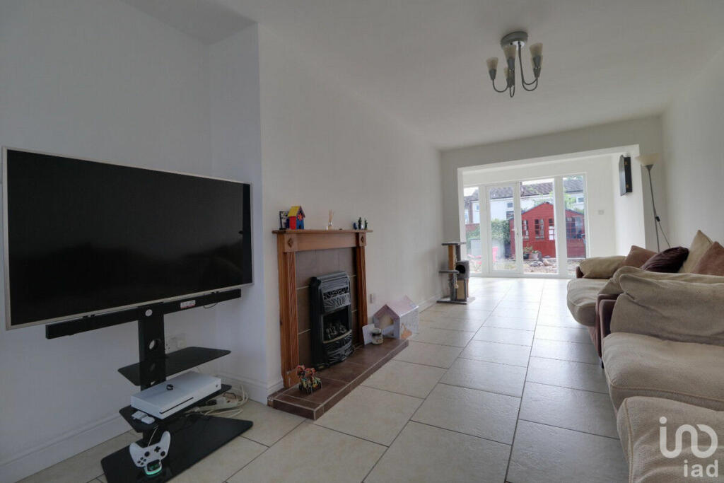 Additional image 6 of Hookfield, Harlow, CM18