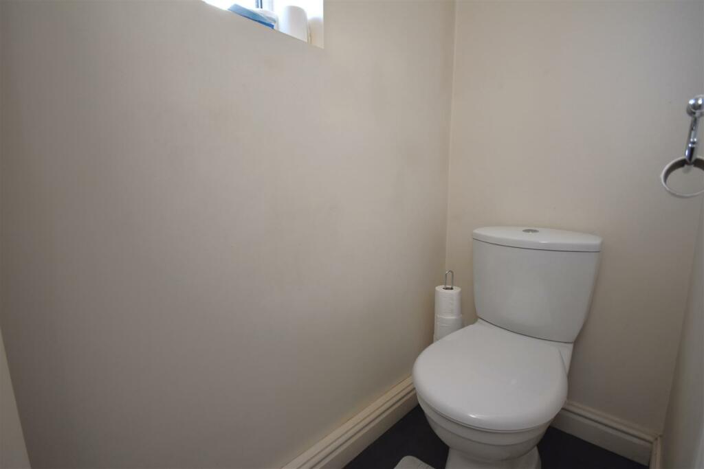 Additional image 20 of The Quillet, Neston