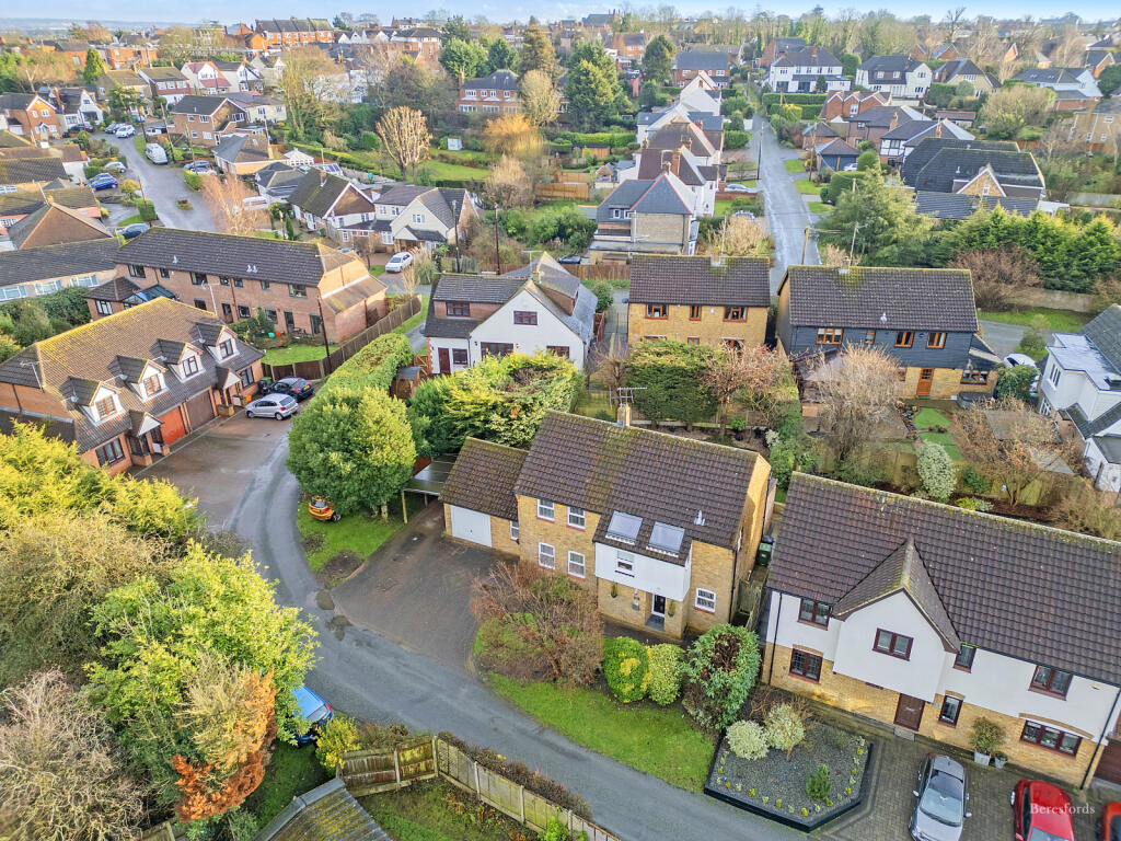 Additional image 29 of West Park Avenue, Billericay, CM12