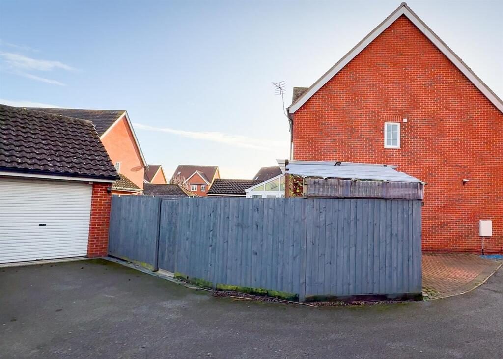 Additional image 39 of Woden Avenue, Stanway, Colchester