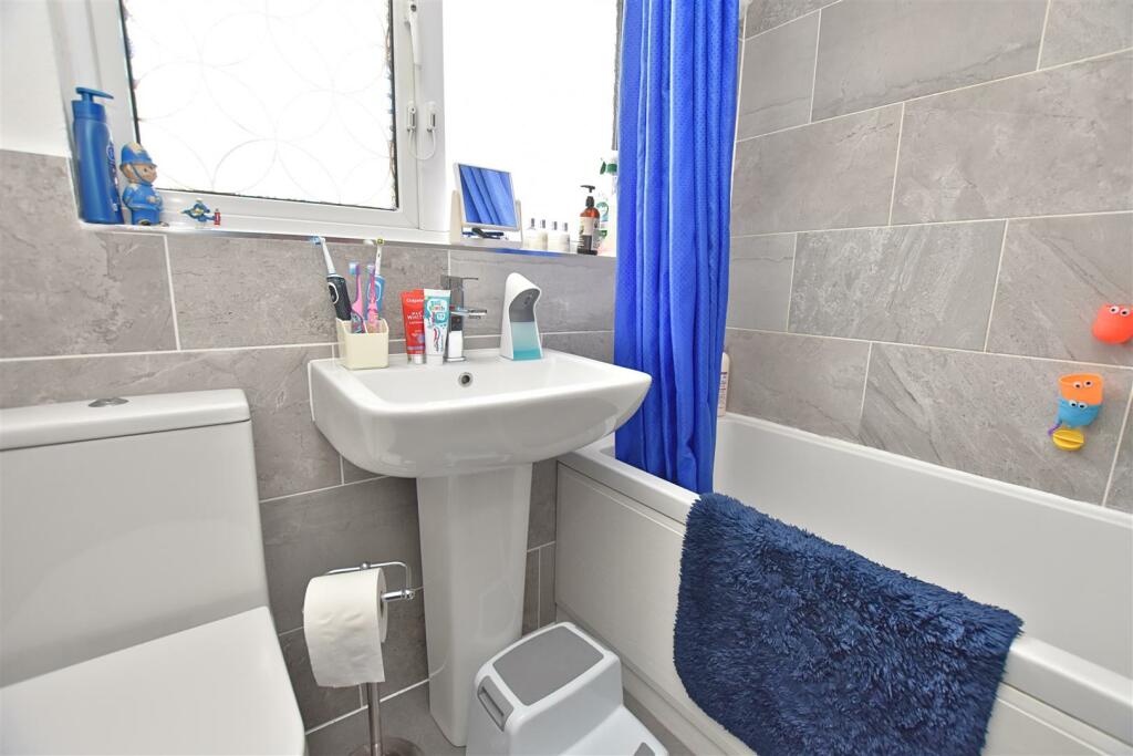 Additional image 7 of Littlecroft, South Woodham Ferrers