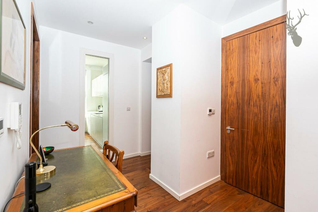 Additional image 15 of Piercing Hill, Theydon Bois,