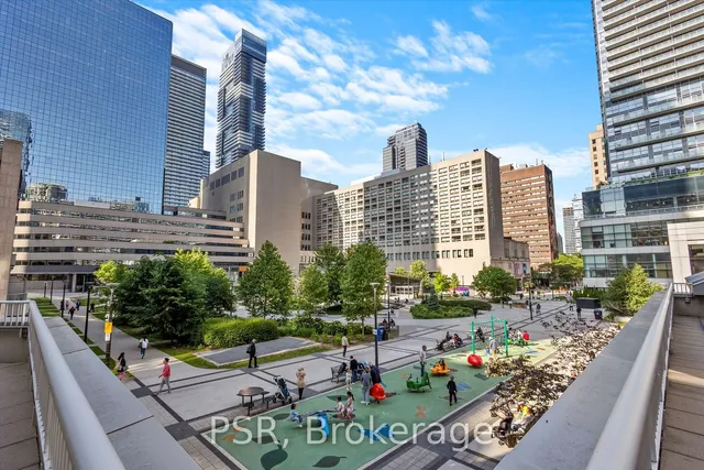 Additional image 32 of 44 Gerrard St Unit PH1