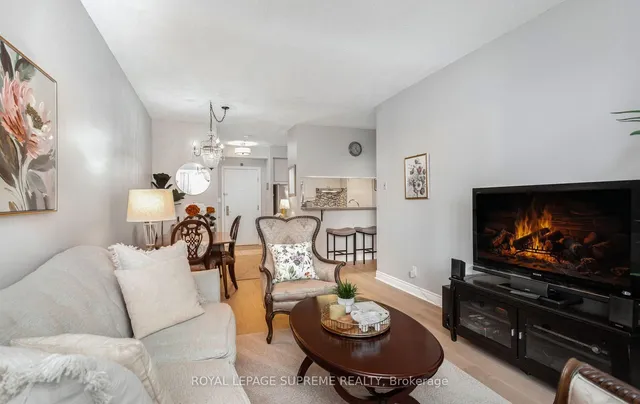 Additional image 9 of 2 Aberfoyle Cres Unit 411