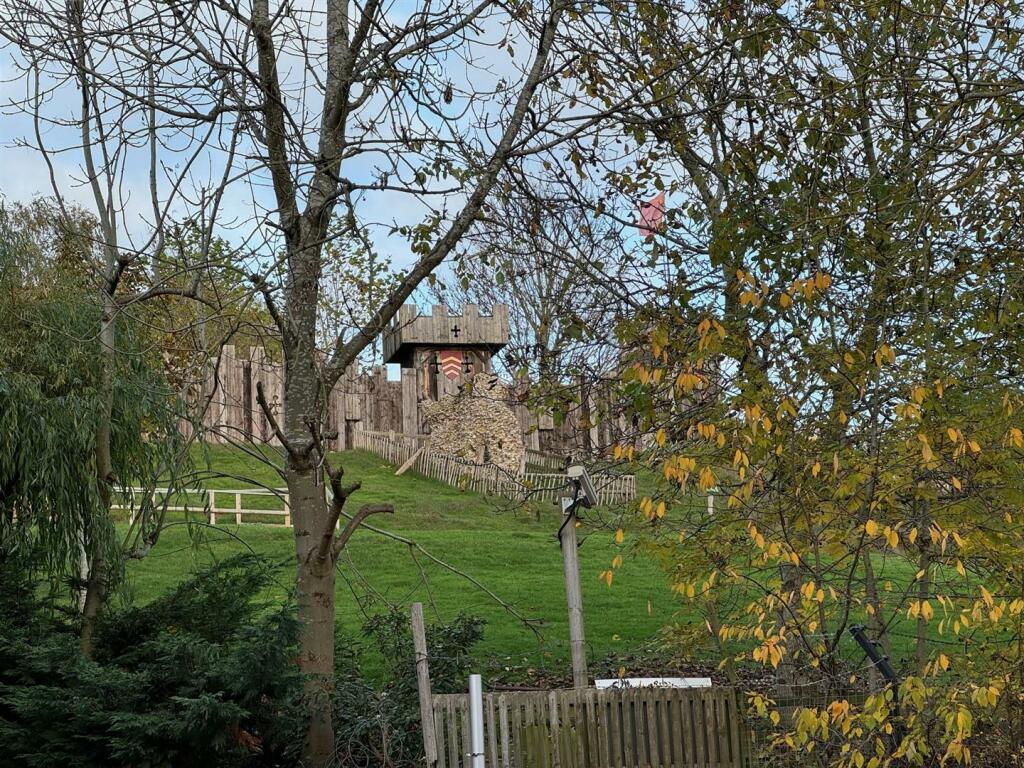 Additional image 10 of Near Station, Stansted