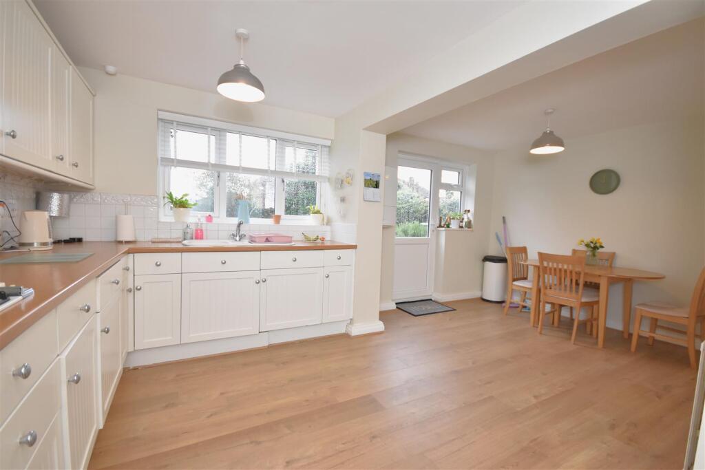 Additional image 6 of Ashtree Farm Court, Willaston, Neston