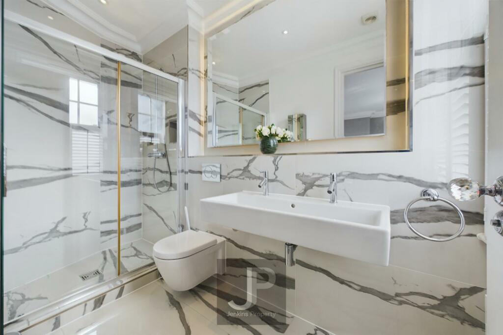 Additional image 11 of Robin Hood Road, Brentwood