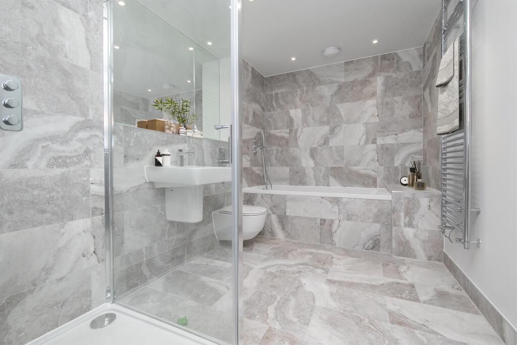 Additional image 10 of Manningtree Park, Mistley, Manningtree