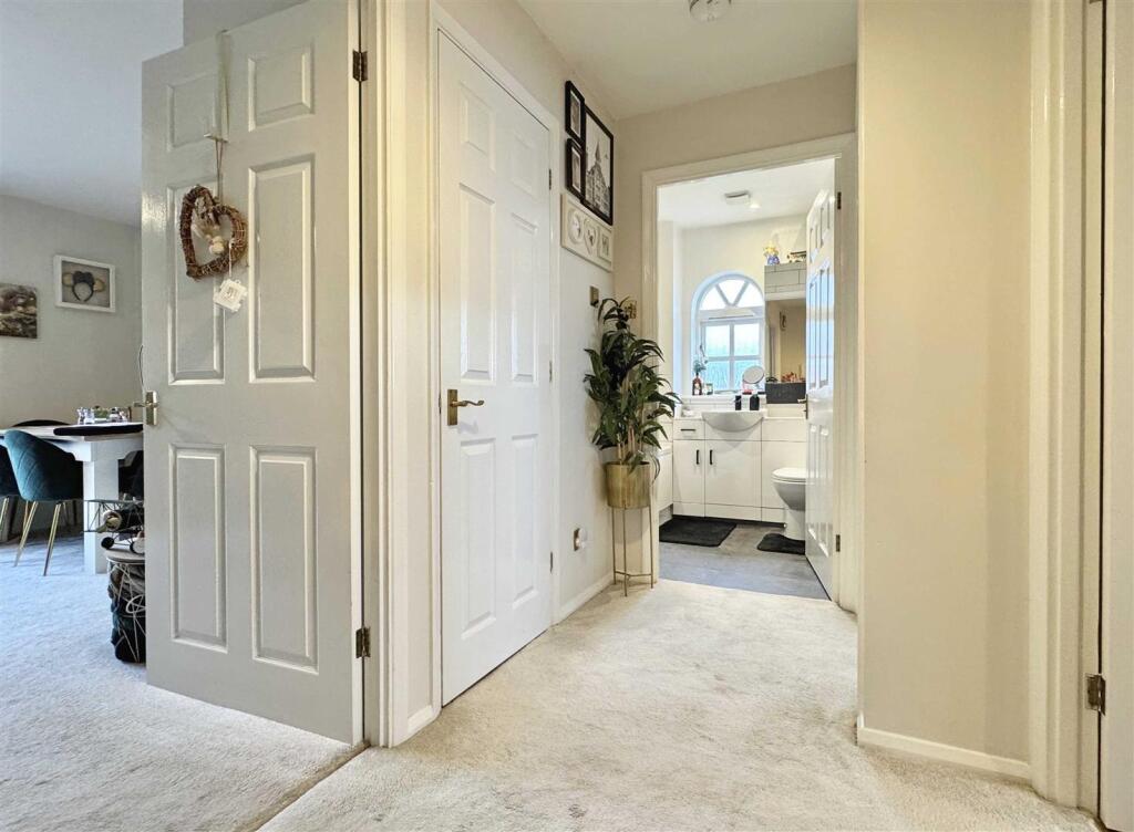 Additional image 5 of Ragley Close, Great Notley, Braintree