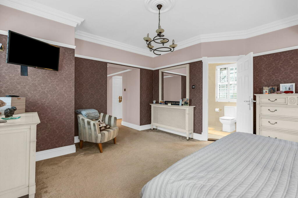 Additional image 24 of Thorndon Approach, Herongate, Brentwood, CM13 3PA