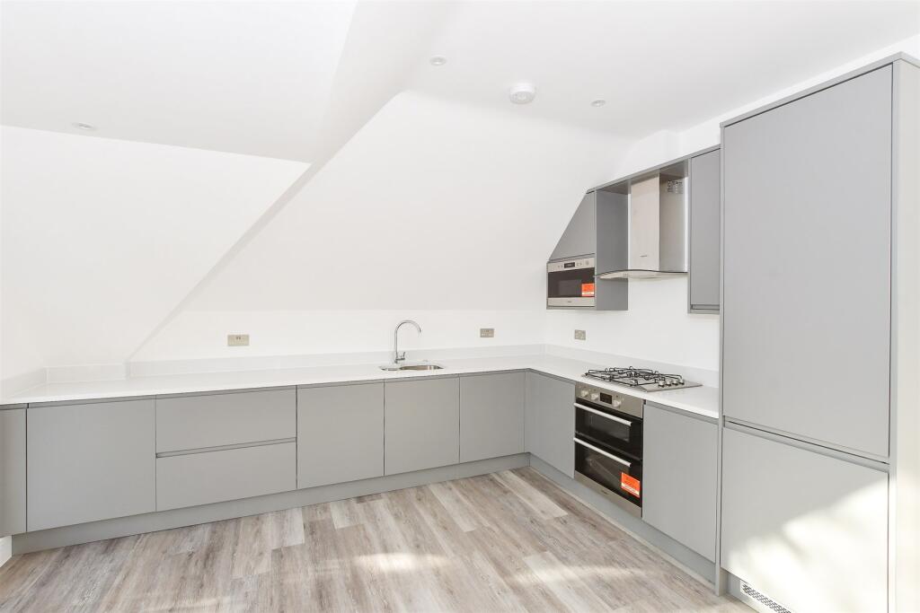 Additional image 9 of Queens Park Road, Caterham, Surrey