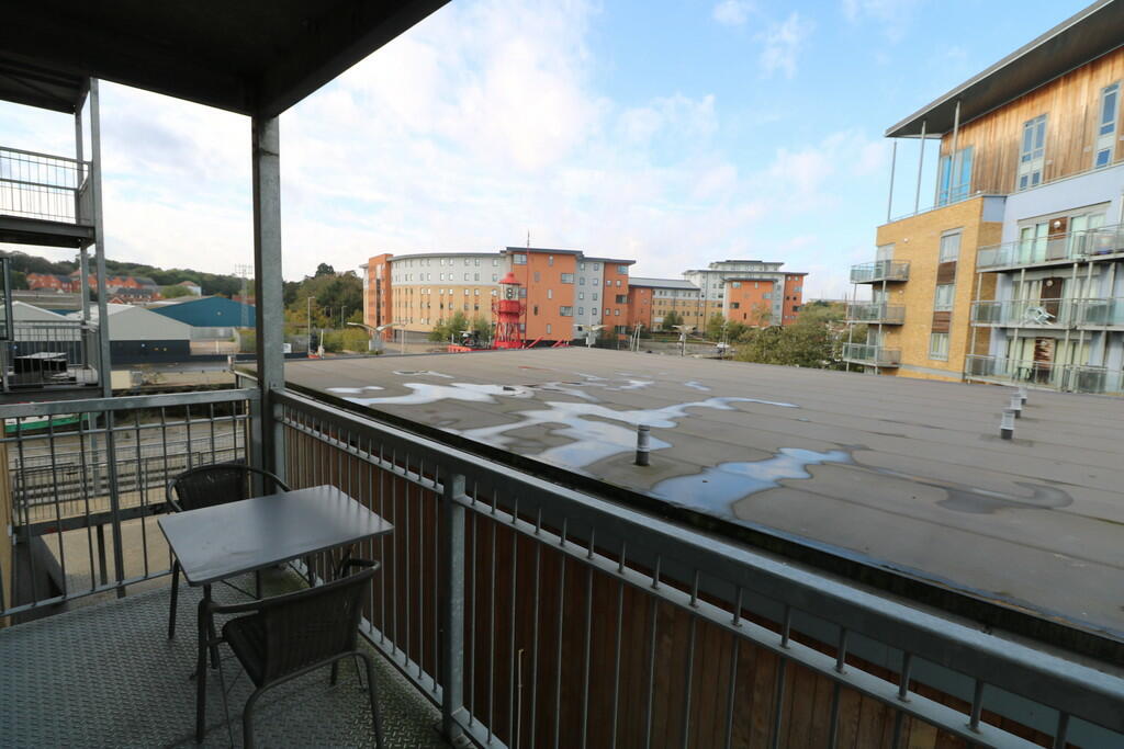 Additional image 2 of Pier Wharf, Quayside Drive