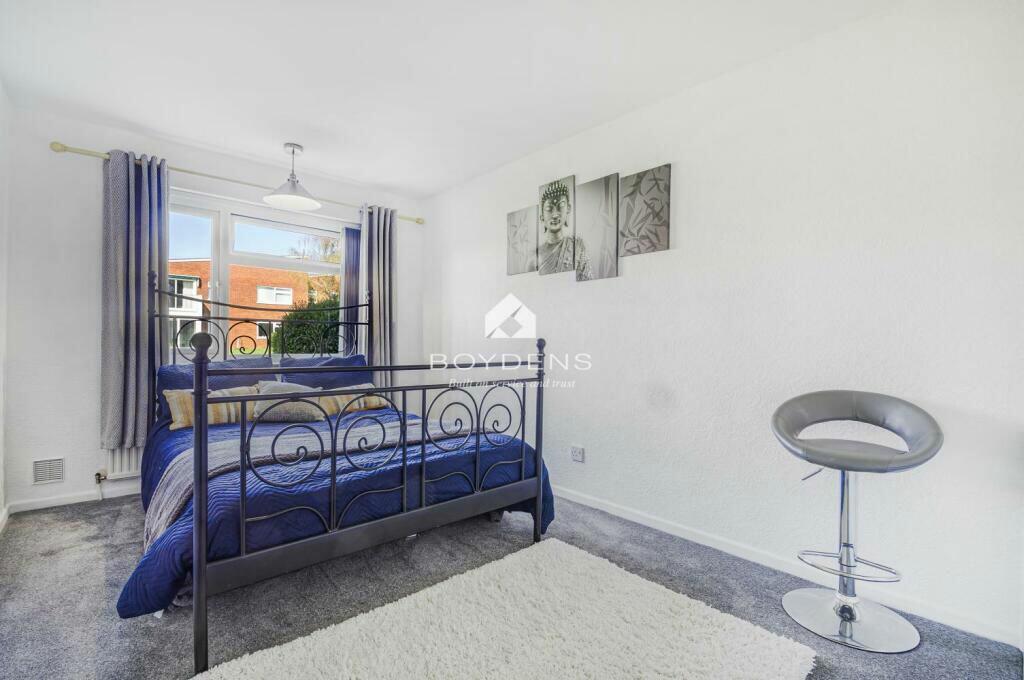 Additional image 7 of Linkside, ., Frinton-on-Sea, Essex, CO13 9EN