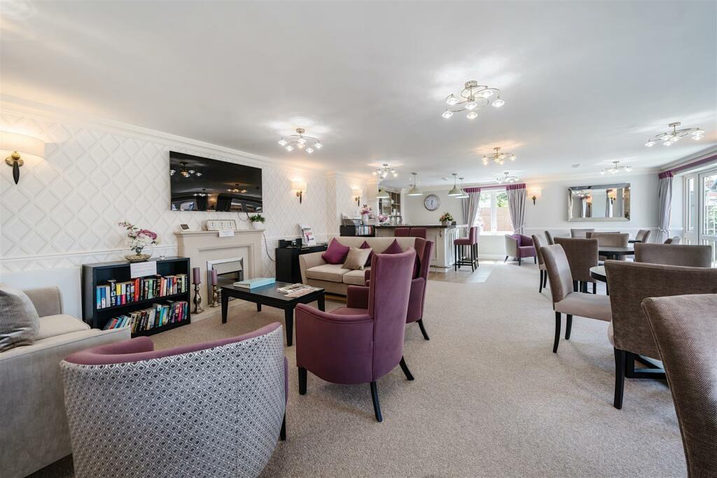 Additional image 12 of Cooper Lodge, Frinton-On-Sea