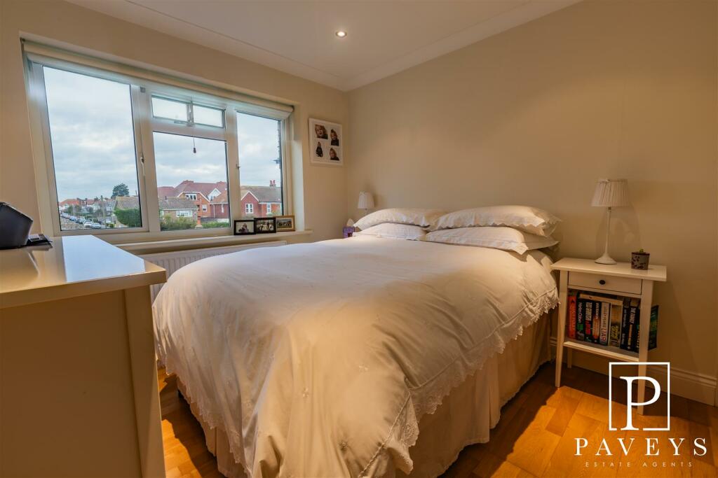 Additional image 15 of Marine Court The Esplanade, Frinton-On-Sea