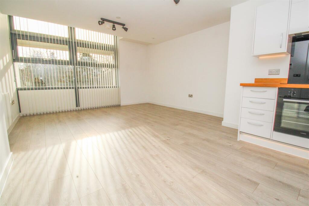 Additional image 2 of Edinburgh House, Harlow