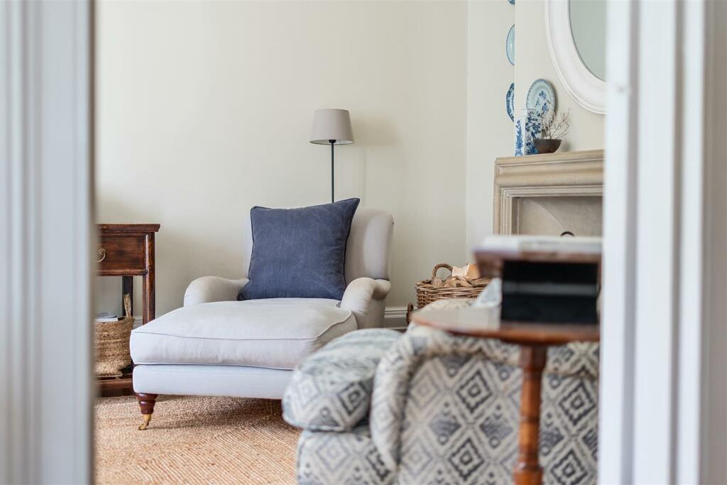 Additional image 22 of How Lane, Chipstead