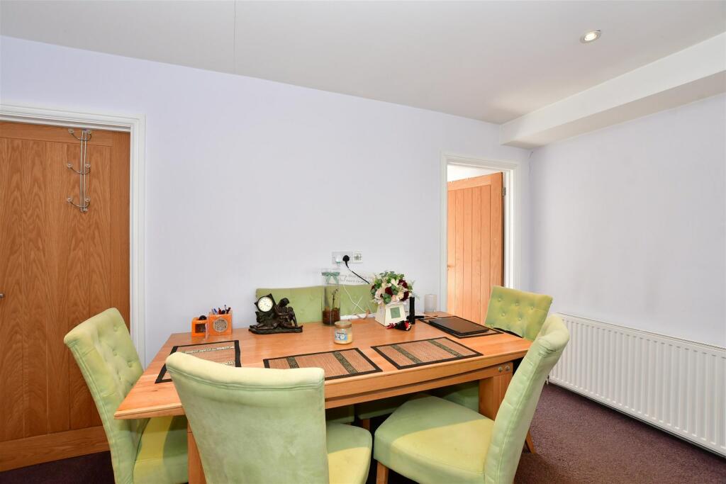 Additional image 12 of Hillside Road, Billericay, Essex