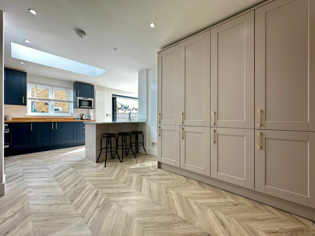 Additional image 9 of Wiggins Lane, Billericay, CM12