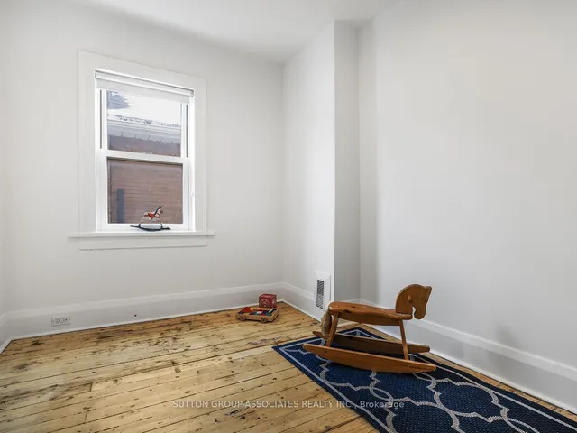 Additional image 17 of 98 Maplewood Ave