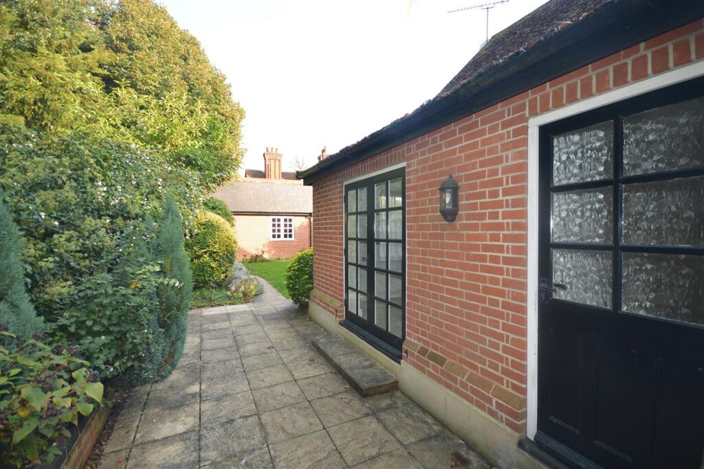 Additional image 17 of Coggeshall Road, Braintree, CM7