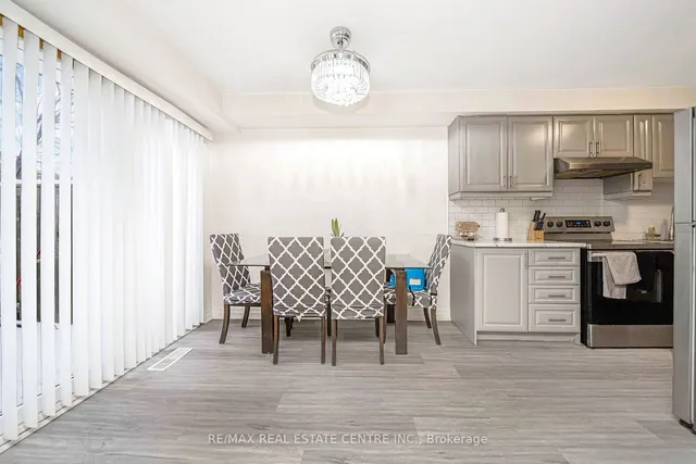 Additional image 15 of 27 Vodden Crt