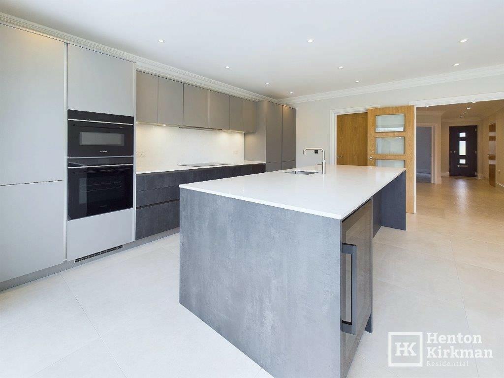 Additional image 10 of Rosslyn Road, Billericay, Essex, CM12 9JN