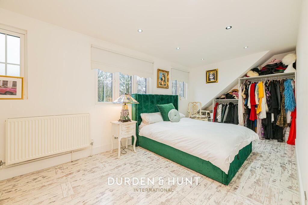 Additional image 16 of Hook End Road, Hook End, CM15