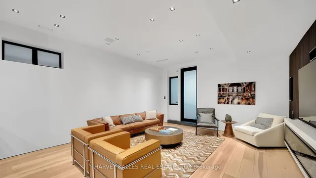 Additional image 37 of 4 Douglas Cres