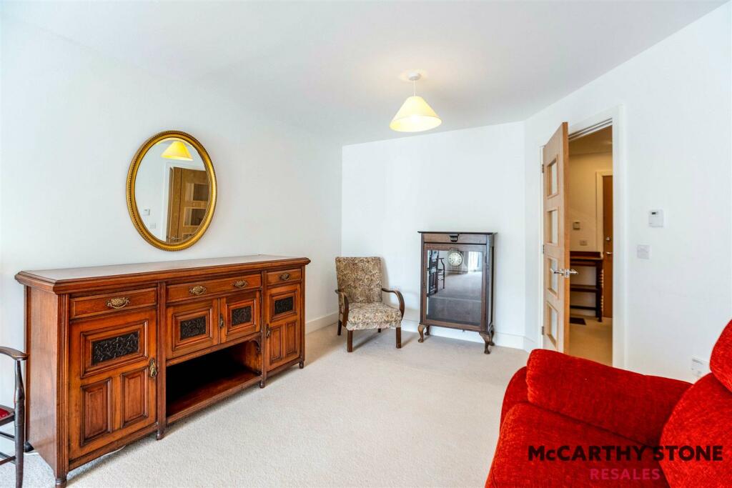Additional image 11 of Limpsfield Road, South Croydon