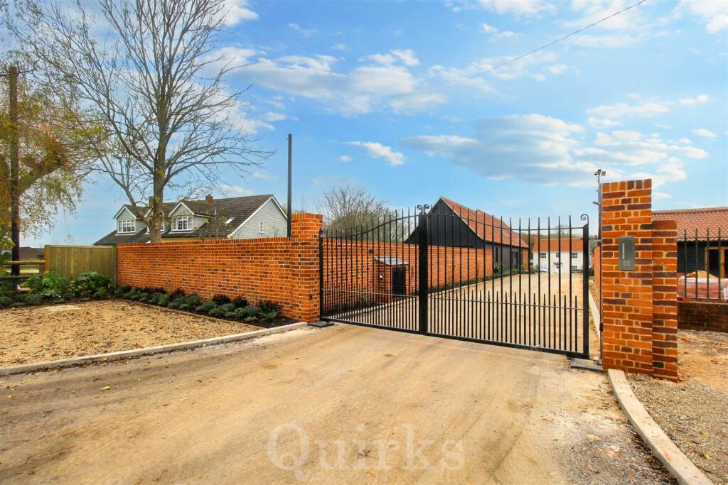 Additional image 2 of Park Lane, Ramsden Heath, Billericay