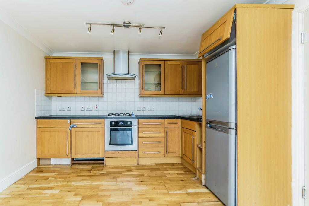 Additional image 14 of Godstone Road, Whyteleafe, Surrey, CR3