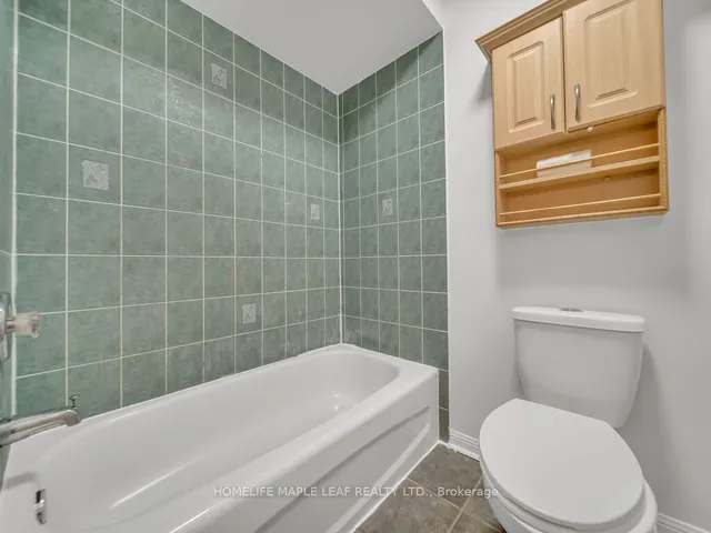 Additional image 26 of 129 Cadillac Cres