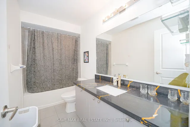 Additional image 24 of 23 HENDRICKS Cres