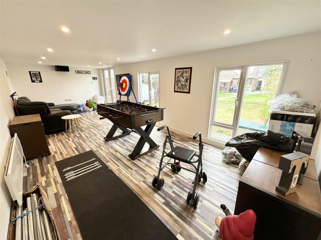 Additional image 40 of Thorndon Avenue, West Horndon, Brentwood