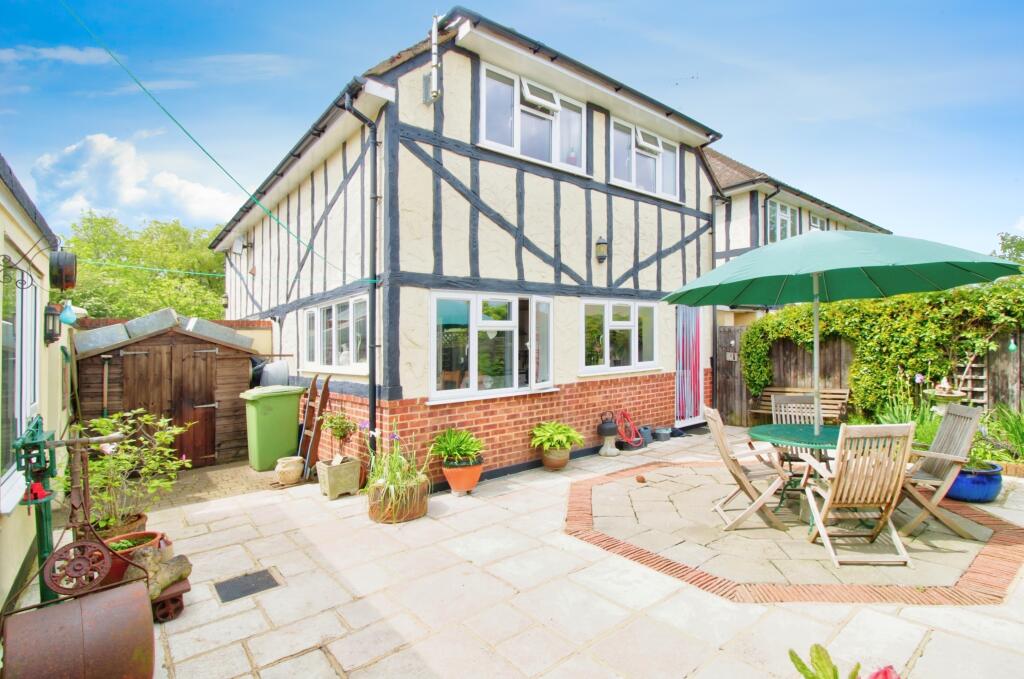 Additional image 18 of Moat Close, Doddinghurst, CM15