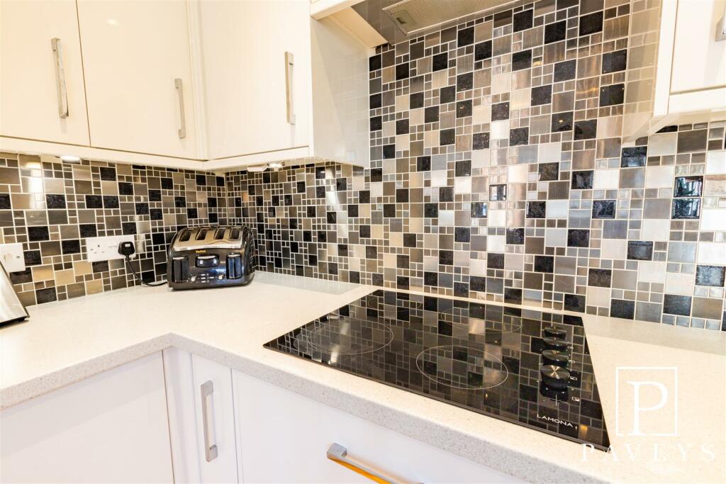 Additional image 9 of Waltham Way, Frinton-On-Sea