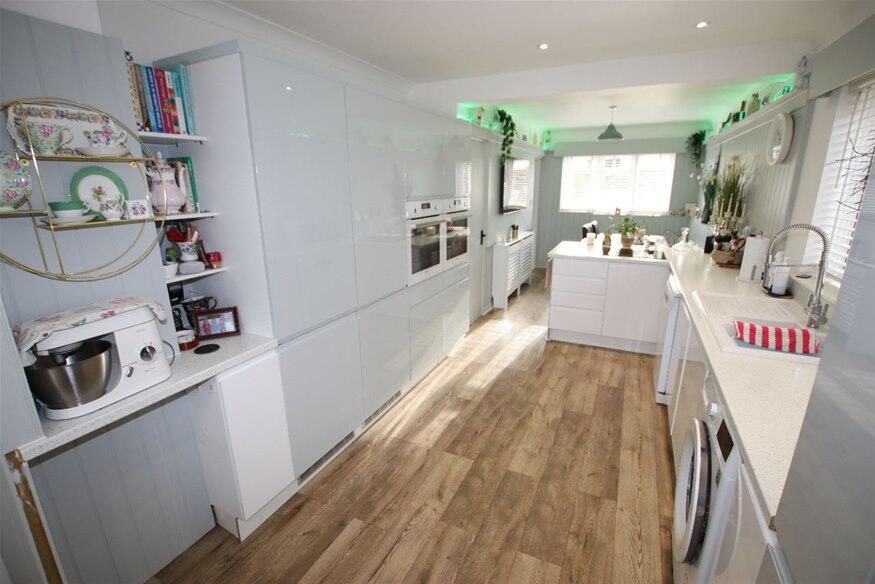 Additional image 20 of Vicarage Gardens, Clacton on Sea, CO15