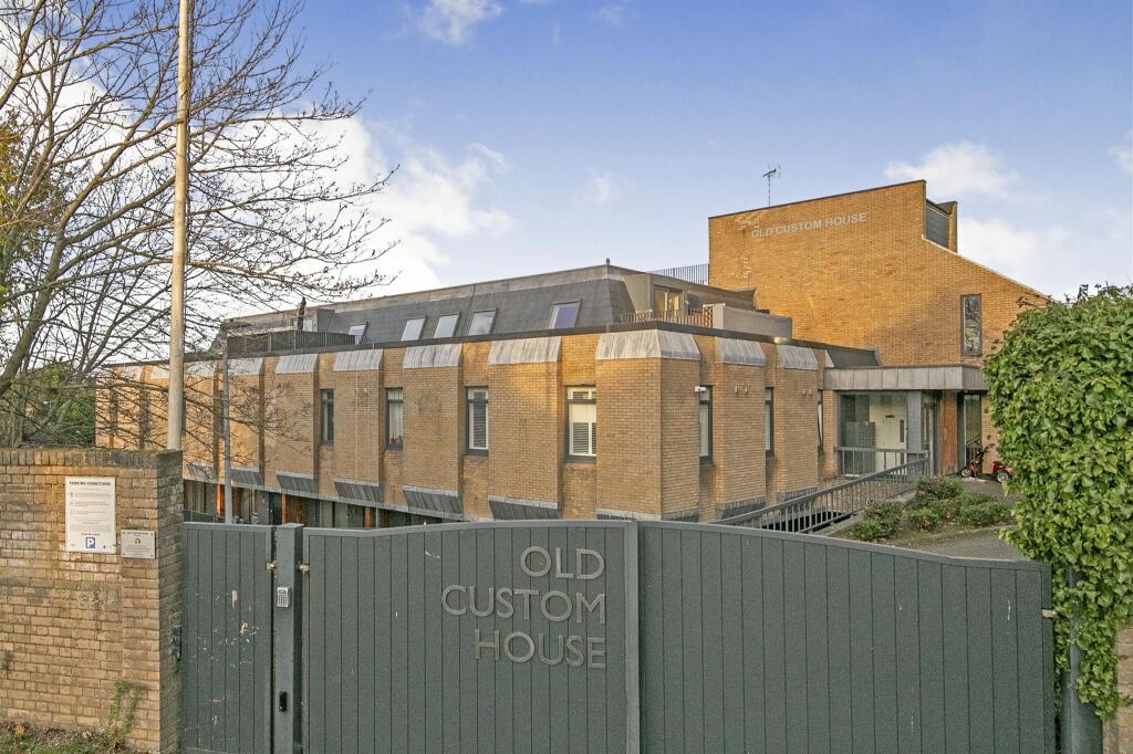 Additional image 17 of Main Road, Harwich