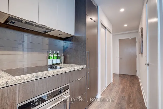 Additional image 5 of 125 Blue Jays Way Unit 2501