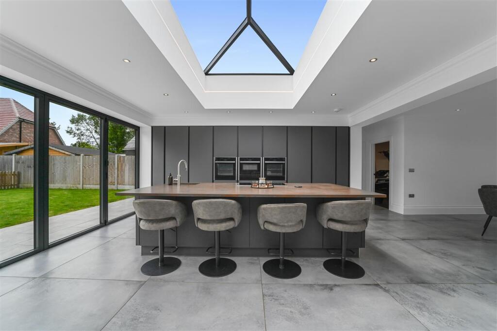 Additional image 4 of High Spec Living, Weeley Heath