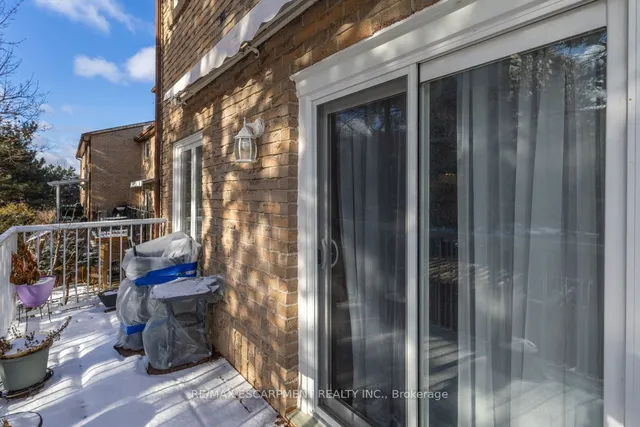 Additional image 32 of 83 Robert Hicks Dr