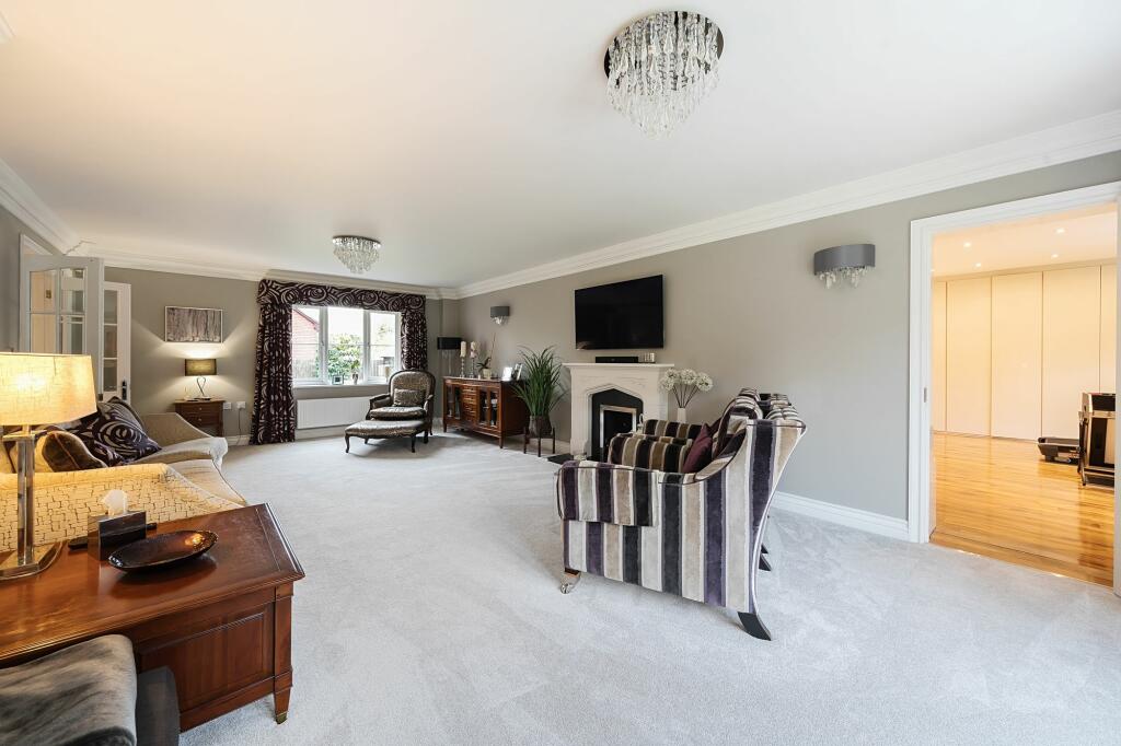 Additional image 10 of Hillbury Close, Warlingham, CR6