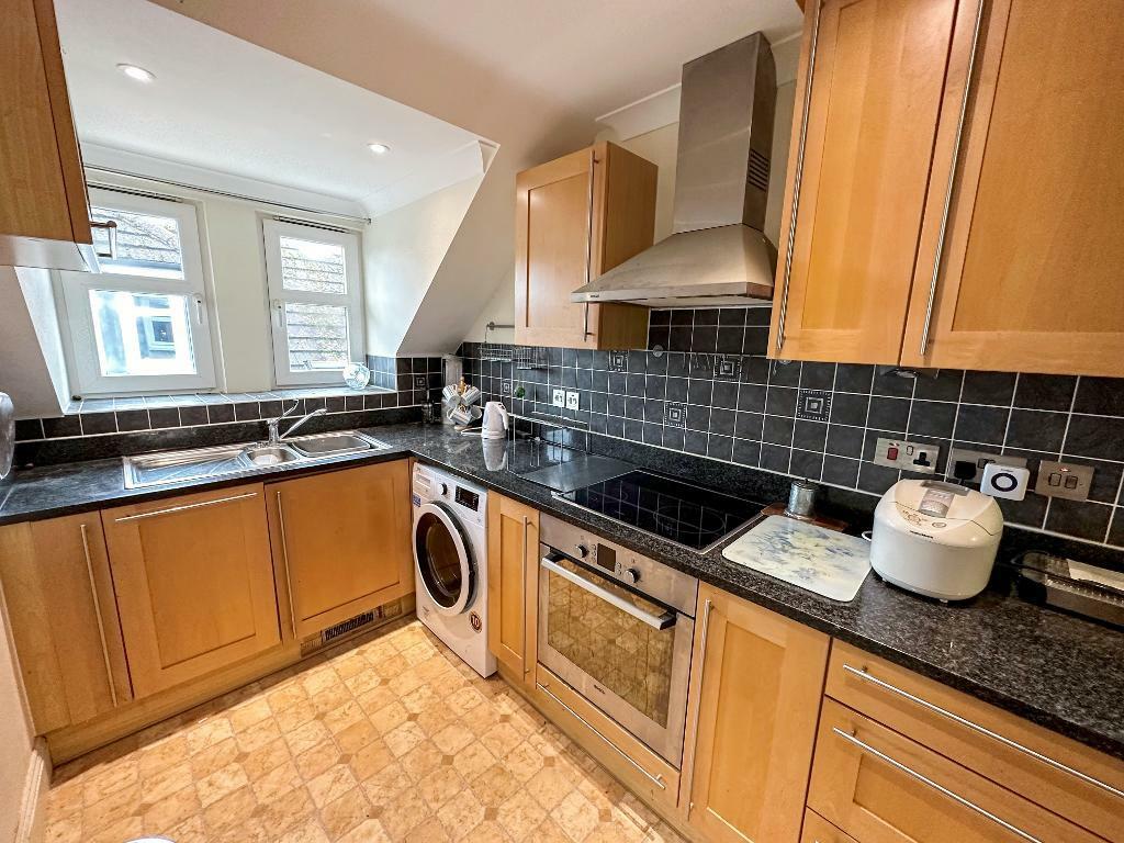 Additional image 7 of 303 Limpsfield Road, Warlingham, CR6 9RL