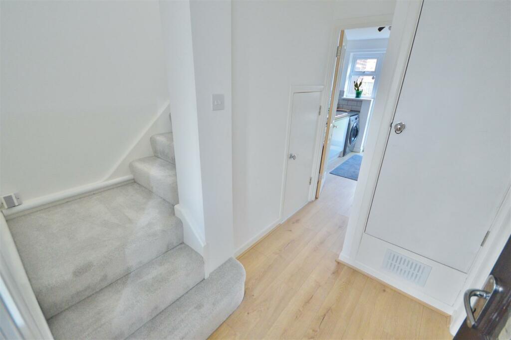 Additional image 5 of Cloes Lane, Clacton-On-Sea